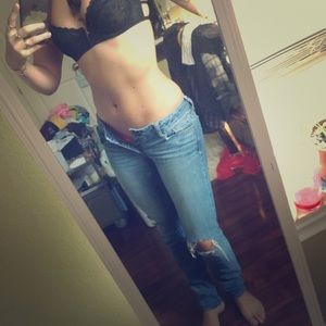 AE skinny stretch low rise jeans perf condition